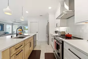 3899 SE Lee St, Stuart, FL 34997 - Photo 6