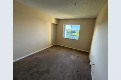 1590 S 42nd Circle S #308, Vero Beach, FL 32967 - Photo 14