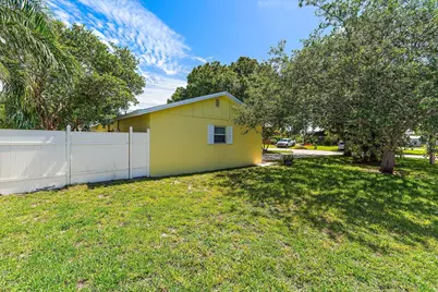 678 Riverside Drive, Palm Beach Gardens, FL 33410 - Photo 38