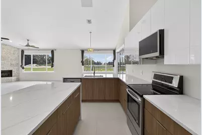 8030 Woodsmuir Drive, Palm Beach Gardens, FL 33412 - Photo 16