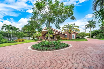 6641 Giralda Circle, Boca Raton, FL 33433 - Photo 2