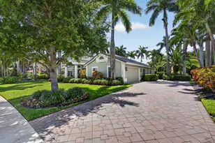 15822 Cypress Park Dr, Wellington, FL 33414 - Photo 2