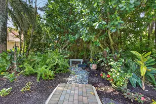 15822 Cypress Park Dr, Wellington, FL 33414 - Photo 36