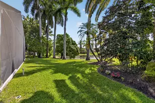 15822 Cypress Park Dr, Wellington, FL 33414 - Photo 44