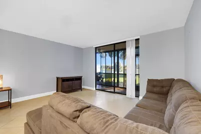5190 Las Verdes Circle #108, Delray Beach, FL 33484 - Photo 8