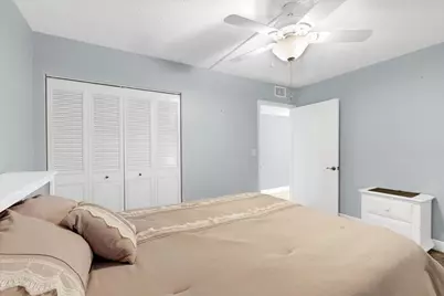 5190 Las Verdes Circle #108, Delray Beach, FL 33484 - Photo 18