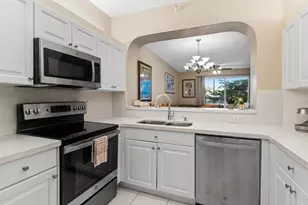 7775 Southampton Terrace, Tamarac, FL 33321 - Photo 4