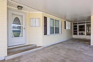 8008 Long Dr, Port Saint Lucie, FL 34952 - Photo 4