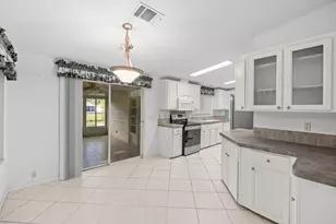 8008 Long Dr, Port Saint Lucie, FL 34952 - Photo 14