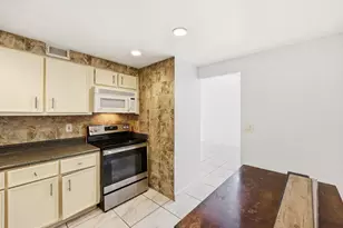 401 Golden Isles Dr, Hallandale Beach, FL 33009 - Photo 14