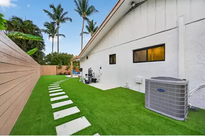 3088 NW 26th Avenue, Boca Raton, FL 33434 - Photo 36
