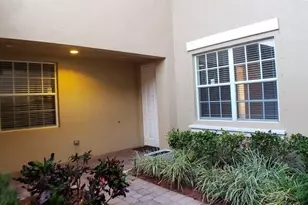 8207 NW 128th Ln, Parkland, FL 33076 - Photo 2