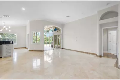 660 NW 45th Avenue, Deerfield Beach, FL 33442 - Photo 10