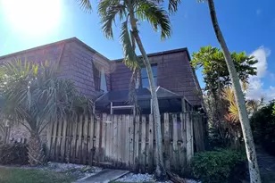 7482 E Courtyard Run E, Boca Raton, FL 33433 - Photo 2