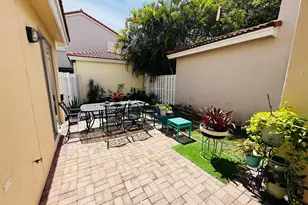 3975 Fern Forest Rd, Cooper City, FL 33026 - Photo 16
