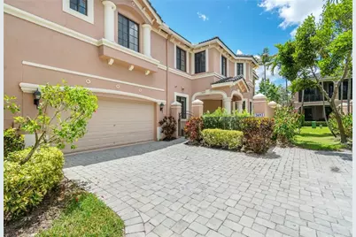 2692 Center Ct Drive #2-32, Weston, FL 33332 - Photo 1