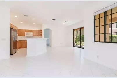 2692 Center Ct Drive #2-32, Weston, FL 33332 - Photo 6