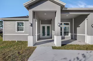1791 SW Effland Ave, Port Saint Lucie, FL 34953 - Photo 2