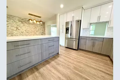 2090 NW 84th Terrace, Pembroke Pines, FL 33024 - Photo 8