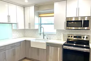 2090 NW 84th Terrace, Pembroke Pines, FL 33024 - Photo 4