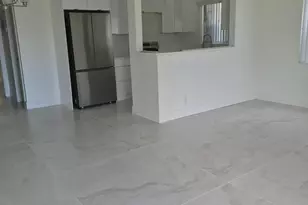 87 Bedford D, West Palm Beach, FL 33417 - Photo 2
