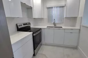 87 Bedford D, West Palm Beach, FL 33417 - Photo 4