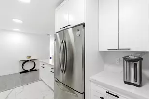 6444 Oak St, Hollywood, FL 33024 - Photo 8