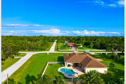 6613 Hall Boulevard, The Acreage, FL 33470 - Photo 4