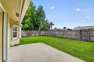 1163 Essex Dr, Wellington, FL 33414 - Photo 34