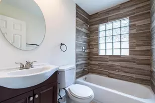4147 Meade Way, West Palm Beach, FL 33409 - Photo 2