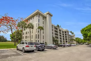 2600 S Course Dr, Pompano Beach, FL 33069 - Photo 36