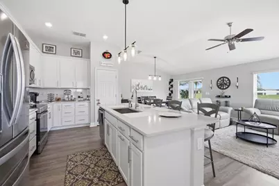 5655 NW Pine Trail Circle, Port Saint Lucie, FL 34983 - Photo 20