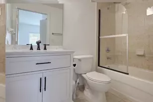 7240 NW 114th Ave, Doral, FL 33178 - Photo 14