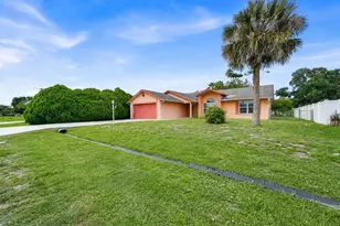 2265 SE Carnation Ave, Port Saint Lucie, FL 34952 - Photo 26