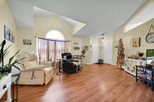 2265 SE Carnation Ave, Port Saint Lucie, FL 34952 - Photo 4