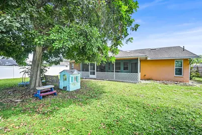 2265 SE Carnation Avenue, Port Saint Lucie, FL 34952 - Photo 22