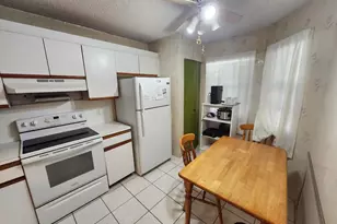 1100 SW 128th Terrace SW, Pembroke Pines, FL 33027 - Photo 6