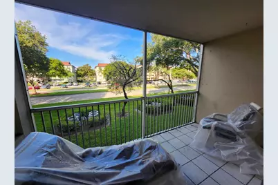 1100 SW 128th Terrace SW #209 U, Pembroke Pines, FL 33027 - Photo 8