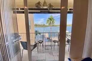 4230 N Ocean Dr, Hollywood, FL 33019 - Photo 14