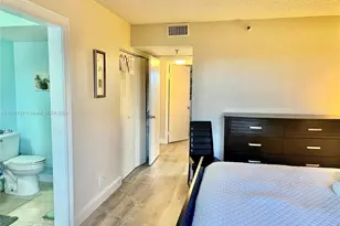 9235 SW 8th St, Boca Raton, FL 33428 - Photo 6