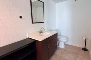 9235 SW 8th St, Boca Raton, FL 33428 - Photo 10