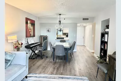 9235 SW 8th Street #507, Boca Raton, FL 33428 - Photo 2