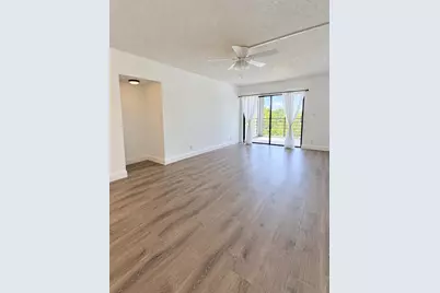 9235 SW 8th Street #507, Boca Raton, FL 33428 - Photo 4
