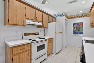 8045 Eastlake Dr, Boca Raton, FL 33433 - Photo 16