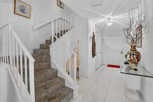 8045 Eastlake Dr, Boca Raton, FL 33433 - Photo 6