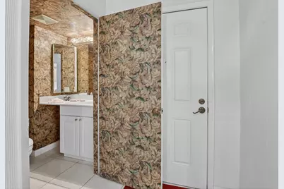 8045 Eastlake Drive #E, Boca Raton, FL 33433 - Photo 20