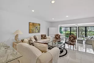 8045 Eastlake Dr, Boca Raton, FL 33433 - Photo 8