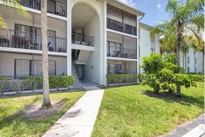 1008 Green Pine Boulevard #H3, West Palm Beach, FL 33409 - Photo 16