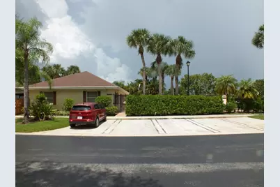 36 Danbury Court #B, Royal Palm Beach, FL 33411 - Photo 26