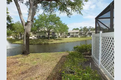 36 Danbury Court #B, Royal Palm Beach, FL 33411 - Photo 4